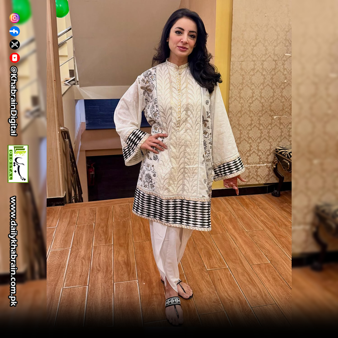 daily_khabrain's tweet photo. Sarwatโs grace โ lights up the place
#KhabrainDigital #SarwatGillani #RadiantSmile #ScreenQueen #PakistaniCinema #Charisma #DivaStyle #StarAura #IconicPresence #StageAndScreen #CelebrityGlow #PakistaniShowbiz #CulturalIcon #ShiningStar #Trendsetter
@sarwatgilani https://t.co/AvmBfJX6Wq