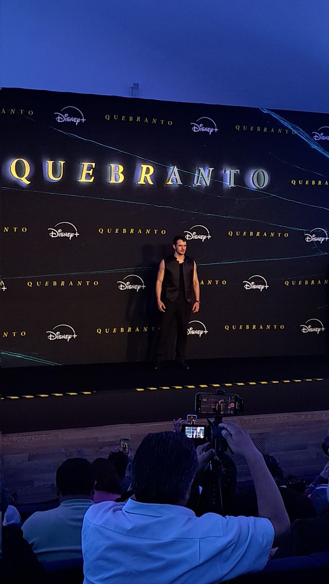 Gracias a <a href="/disneyplusla/">Disney+ Latinoamérica</a> pudimos estar en la conferencia de prensa de #Quebranto donde pudimos ver al elenco 
<a href="/TiniStoessel/">tini</a> <a href="/jorgelopez_as/">Jorge Lopez</a> <a href="/MartinGBarba/">Martín Barba</a> 

Ya la vieron? 
Disponible en #DisneyPlus 
#QuebrantoEnDisneyPlus 🍿🍿🍿♥️
