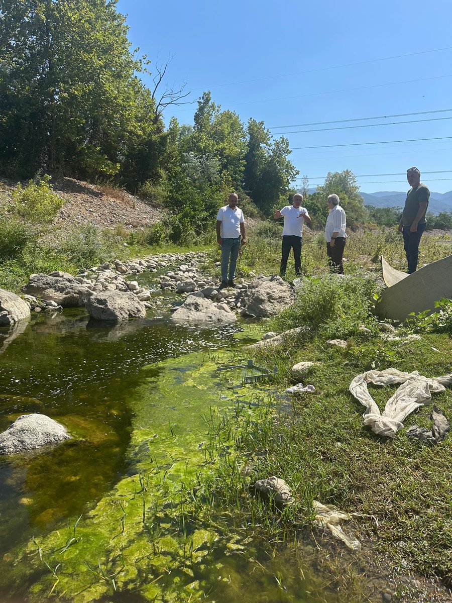 📍Akyazı, Akbalık
Akbalık ve Kızılbayır muhtarımızı ziyaret ettik. Çaylarımızı, derelerimizi ve topraklarımızı korumaya devam edeceğiz. Kirletilmesine izin vermeyeceğiz.