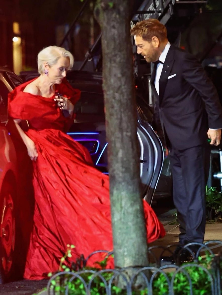 Aaron Fernandes tweet media