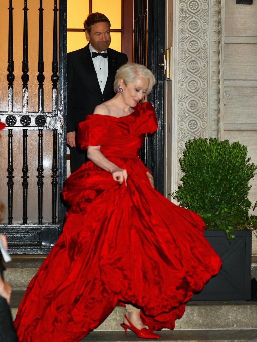 Aaron Fernandes tweet media