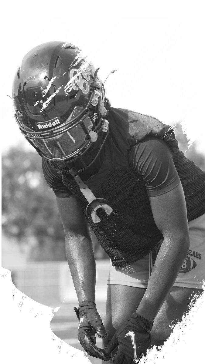AliefHastingsFB's tweet photo. The DB ROOM is solid and READY for the challenge! #ItsFREE #BuildingBetterMinds #THECarterIIAHHS #Alief https://t.co/cAnIcNly5l