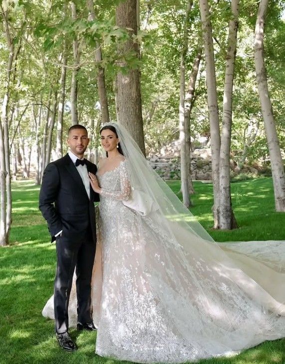 Top Wedding Trends to Take from Celio Saab and Zein Qutami's Wedding
see here
buff.ly/MdsJm6P 
#CelioZein #CelioSaab #ZeinQutami #ElieSaab