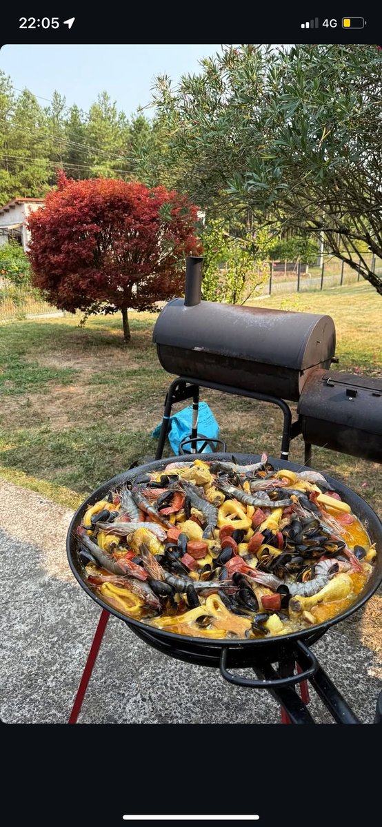 Me manda un amigo francés una foto para que vea la paella que ha hecho….. que hay que responder en estos casos? <a href="/cook_obsession/">cook_obsession</a> <a href="/pbrionesmqz/">PabloBM</a> <a href="/EVernacci/">Eric Vernacci</a> <a href="/policia/">Policía Nacional</a>