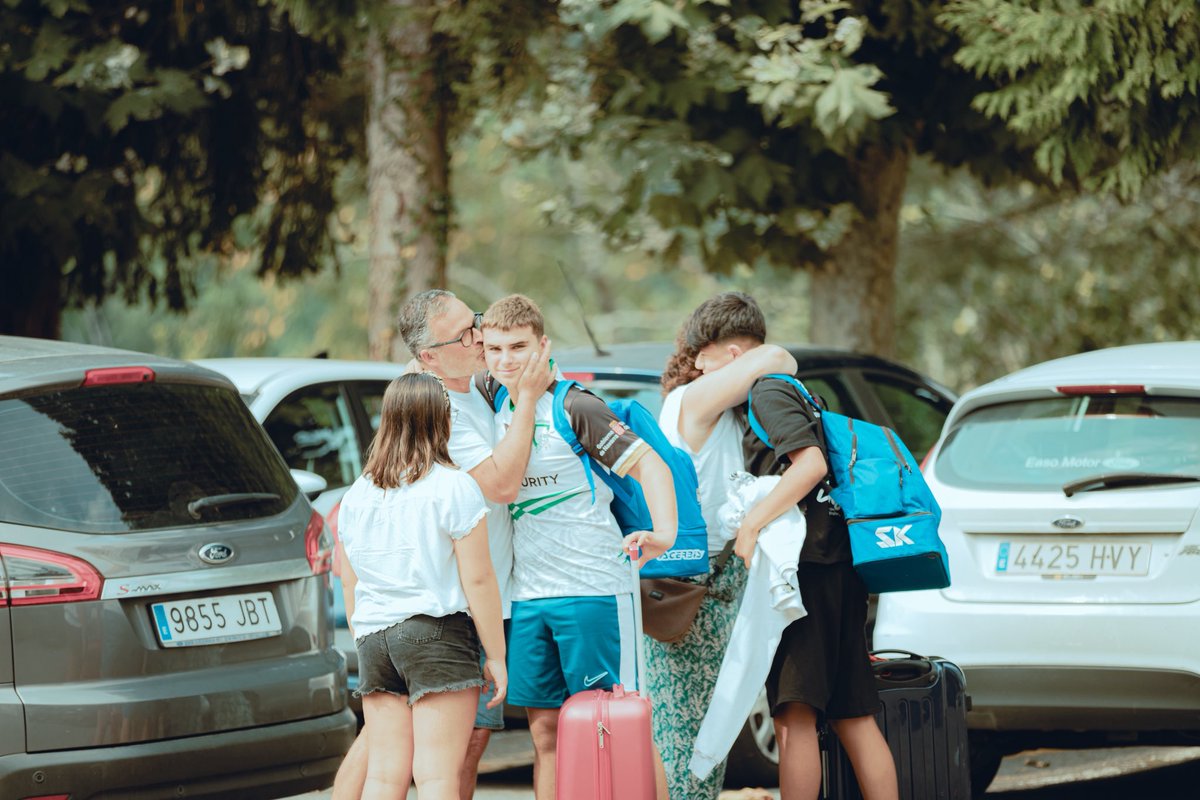 CAginagalde's tweet image. 👋  ¡Arranca la VII edición del Campus de Tecnificación Aginagalde!

💥 ¡Qué ilusión volver a compartir esta experiencia un año más! Nos espera una semana cargada de balonmano y momentos que no se olvidan.

📸 facebook.com/share/p/19YW9X…