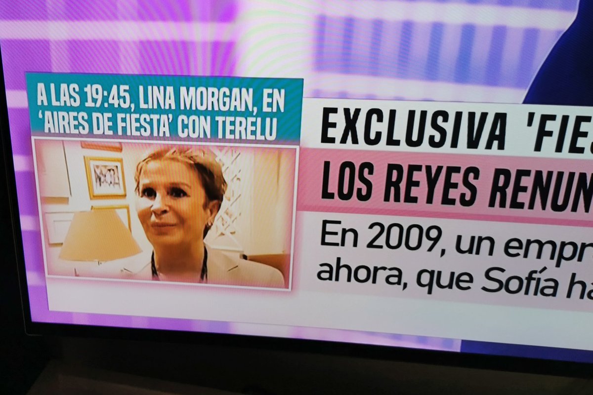 vito_ole's tweet photo. Pero Lina Morgan no estaba muerta?
 #Fiesta16A https://t.co/EPRzIL9Rpa