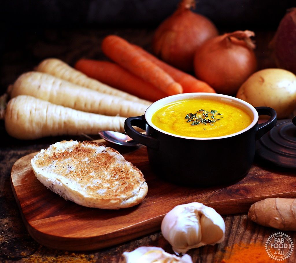 FabFood4All's tweet image. Curried Root Vegetable Soup is totally delicious! In the absence of warm weather, this is the perfect meal! buff.ly/2y1Y8Ph. #soup #souprecipe #vegetablesoup #recipes