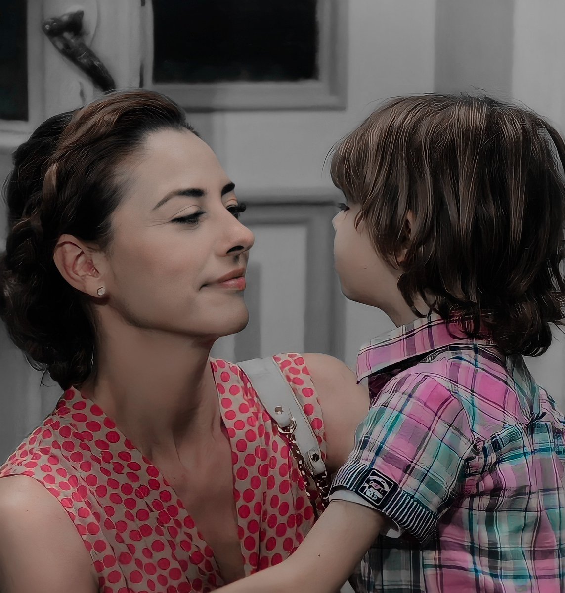 reemema83's tweet photo. ألطف شي ممكن الواحد يشوفه هم هالاثنين 😍🥹💕
#EceUslu #Ataberkmutlu https://t.co/V4Pzn45KdB