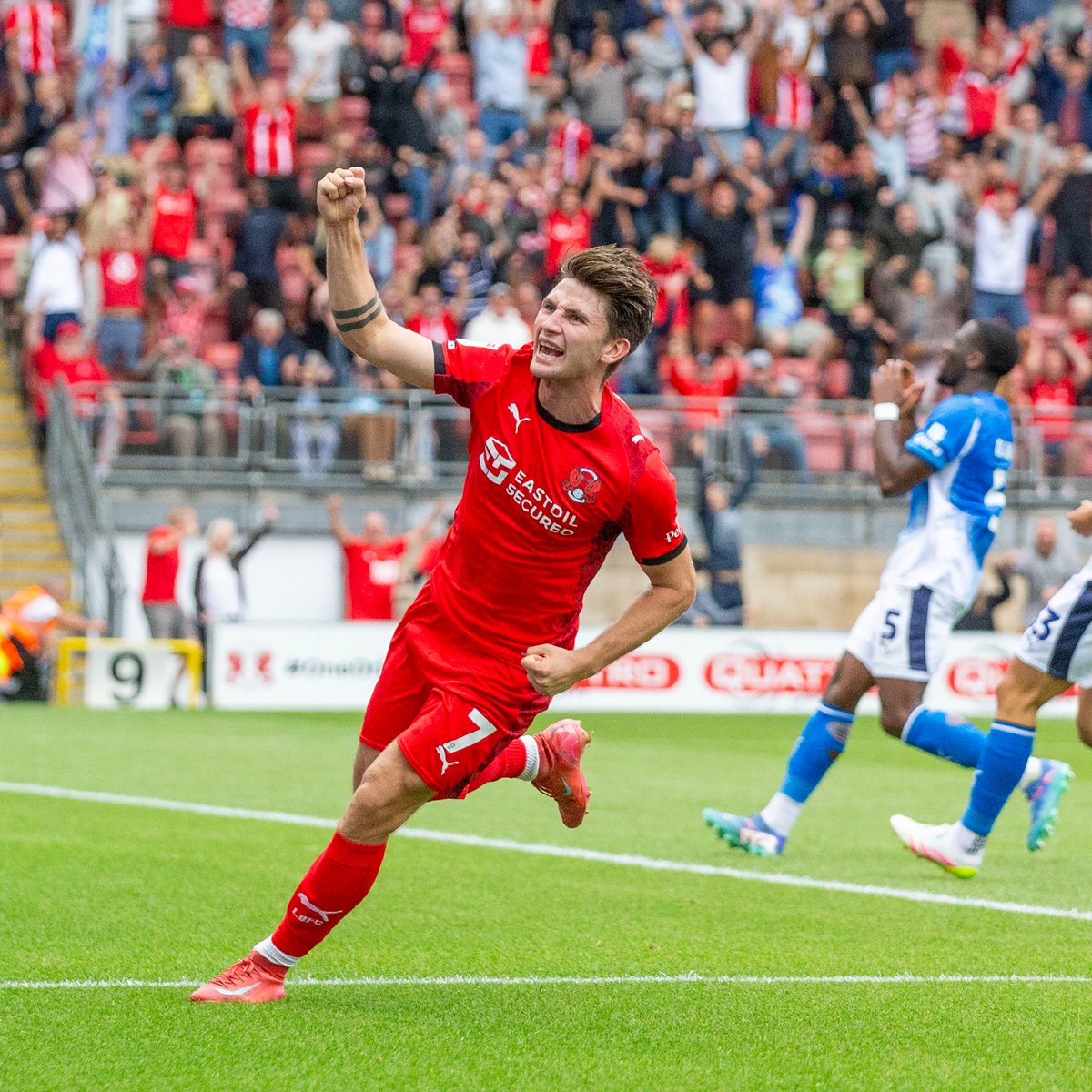 leytonorientfc's tweet image. Ice cold from OO7 in added time 🧊

#LOFC #OneOrient