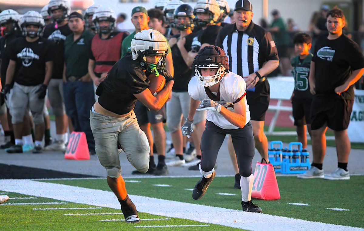 Some shots from last night’s scrimmage between <a href="/12BridgesFball/">Twelve Bridges Raging Rhinos Football</a> and <a href="/WoodcreekFB/">Woodcreek Football</a>. More posted on my Facebook page as well. A reminder to follow it for this season, I’ll be posting a lot of my stories and pics on there as well! facebook.com/profile.php?id…