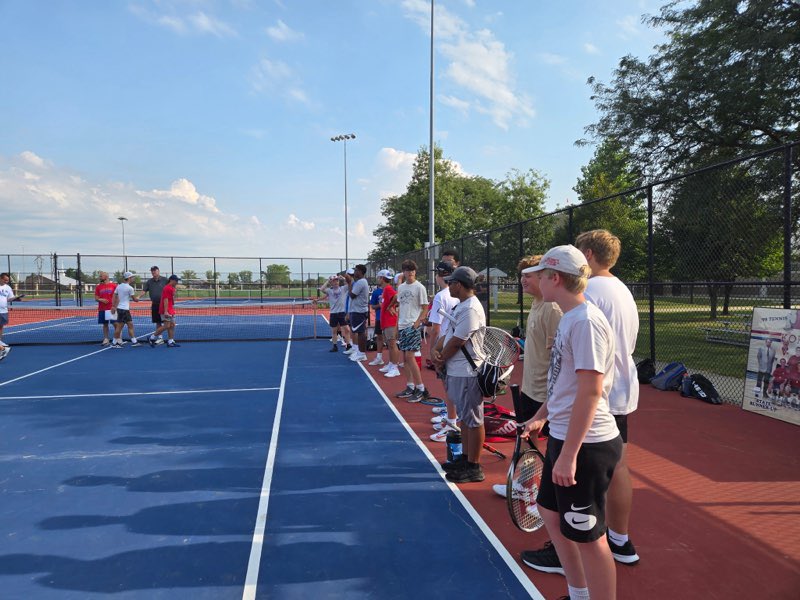 KHS_BoysTennis's tweet photo. Great turnout for our First Annual KHS Alumni Tennis Match! Special thanks to everyone who came out to support our Kats this morning! Lots of fun and looking forward to it next year!🎾🎾 @KHS_SID @KHS_AD @Kats_Principal #GetUpKats #legacymatters https://t.co/xWfOrCgFRh