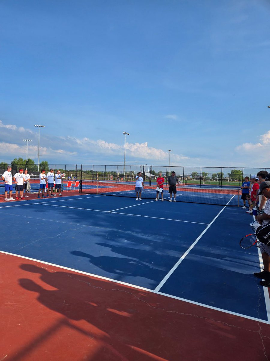 KHS_BoysTennis's tweet photo. Great turnout for our First Annual KHS Alumni Tennis Match! Special thanks to everyone who came out to support our Kats this morning! Lots of fun and looking forward to it next year!🎾🎾 @KHS_SID @KHS_AD @Kats_Principal #GetUpKats #legacymatters https://t.co/xWfOrCgFRh