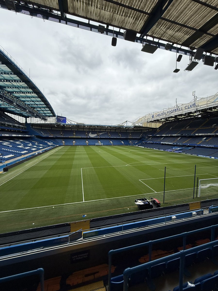 GeorgeOrchard6's tweet photo. First home game of the Premier League 2025/26 season, display ready for the World Champions! 🏆 🔵 https://t.co/QPsg6aydnr