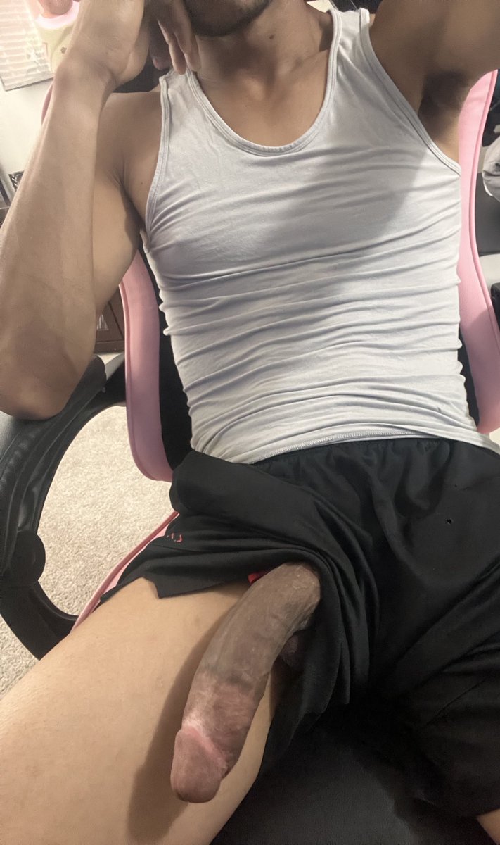MasterVonC's tweet photo. Chill Saturday so far https://t.co/44V2CuVSXX