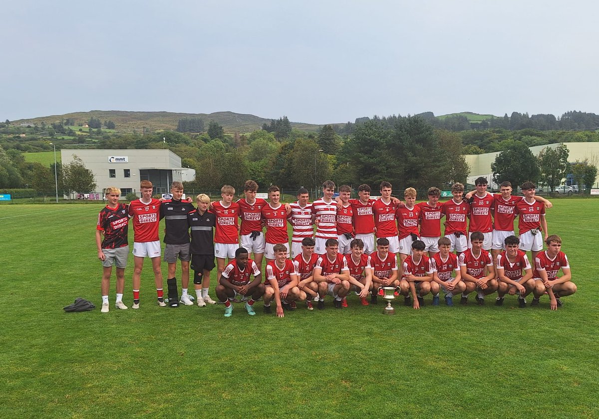 🏆 Great win today for Cork U16s Red in the Fr Manning Cup Final!
Final score: Cork 2-12 to South Kerry 0-12 👏

A massive well done to the whole team &amp; a special mention to Eoghan Ahern (Carrigaline) who scored a brilliant goal! 

#corkgaa #frmanningcup #carrigalinegaa 🔵🟡🔴⚪️