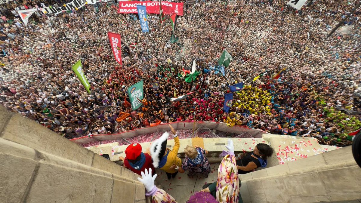 🎉HELDU DA MARIJAIA‼️
Gora Aste Nagusia!
Gora Mari Jaia!
Gora Jai Herrikoiak!

#AsteNagusia2025
#BilbokoKonpartsak
#TxosnakGureakDenonak