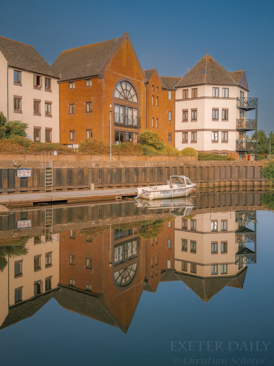 A photo of Exeter every day (No 1994) 16/08/2025
#ExeterDaily #Exeter

linktr.ee/exeterdaily

#documentaryphotography #streetphotography #travel #street #urban #travelphotography
