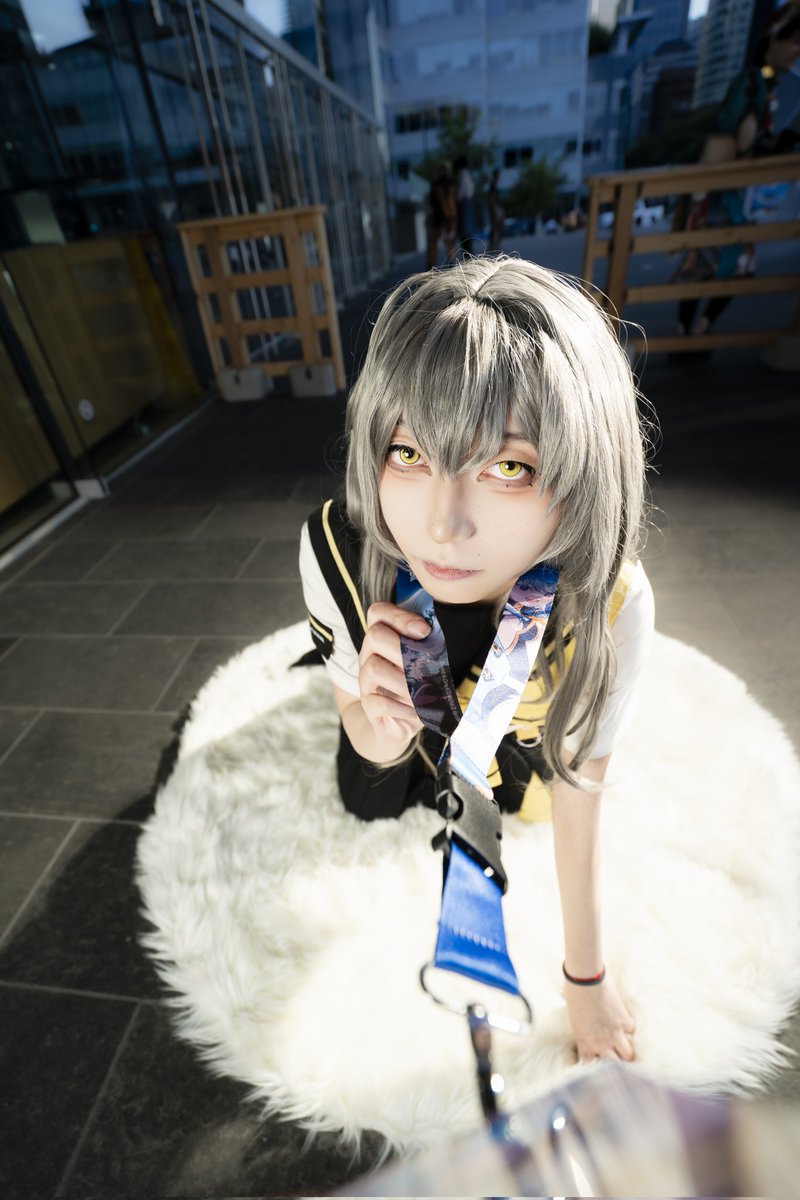 Probably my favorite shots of the convention, big thanks to the photographer that probably doesn't have x 

#HonkaiStarRail    #Stelle #cosplay #anirevo2025