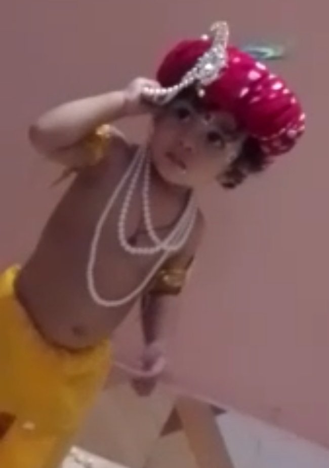 KonfusedKudi's tweet image. आपको हमारा कान्हा कैसा लगा  
#HappyJanmashtami