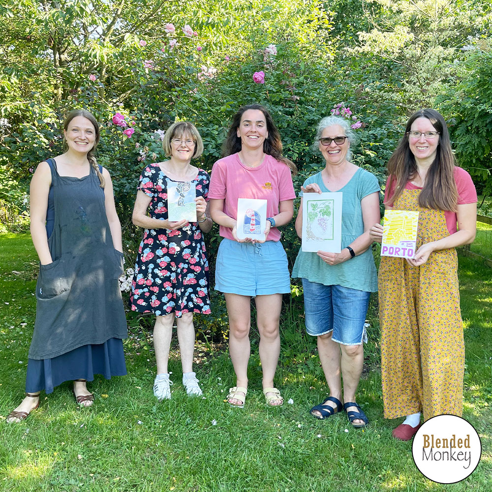 blended_monkey's tweet image. Today&apos;s students had a fantastic time at Blended Monkey Studios learning about lino printing from our guest tutor, Lizzie! 📷📷
Check out their amazing creations and see some more photos from the day!
wix.to/HYBeBH7

#linoprinting #beginnersprinting #carvinglino