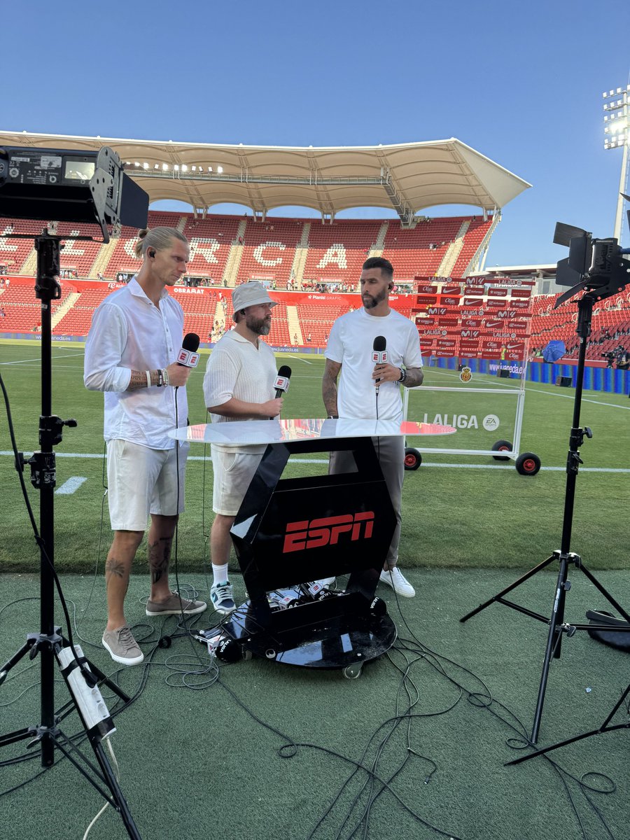 Gump Cathcart tweet media