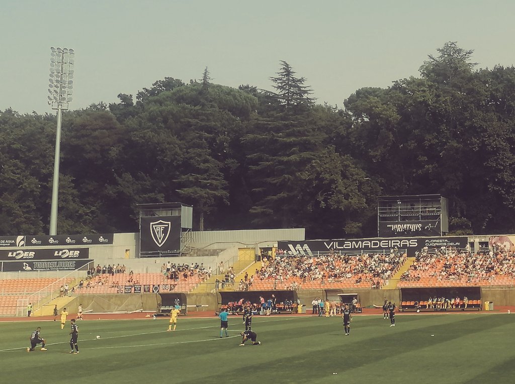 No " projeto"da SAD, há muito a explicar, mas a gestão de ativos é penosa. Rodrigo Pereira  e Tomás Silva, suplentes utilizados  em Leiria hoje no camarote. Robinho fazia 90m em Penafiel, sai ao 57m e 58m em 2 jogos. tomada de decisão dos jogadores na mediocridade. Horrível .