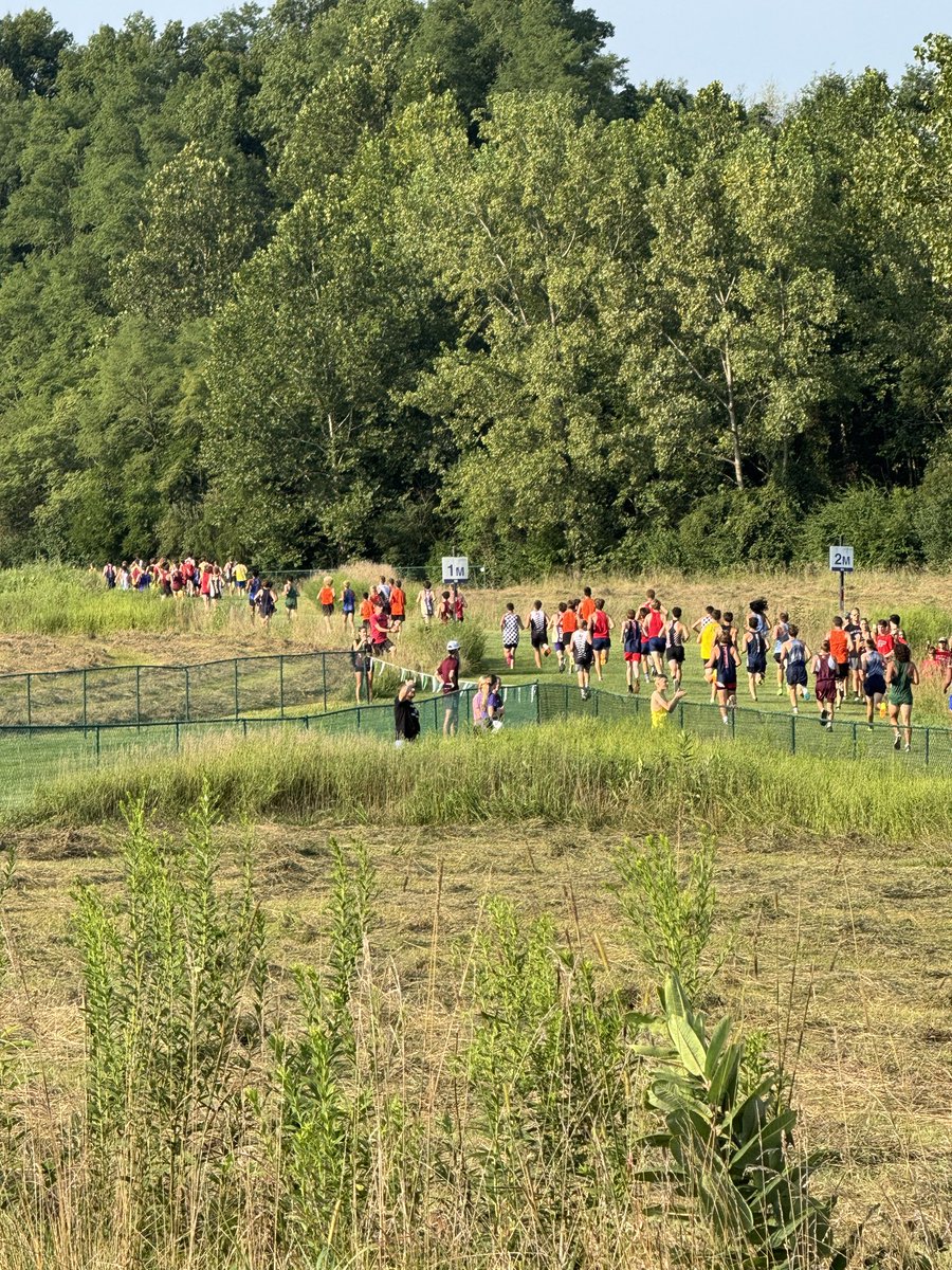 _Chase_Walker's tweet photo. First High School XC meet today. Ran the 5K course at Lavern Gibson in 20:21.59 at a pace of 6:34 per mile! #Patriots https://t.co/xhXinDKAv1