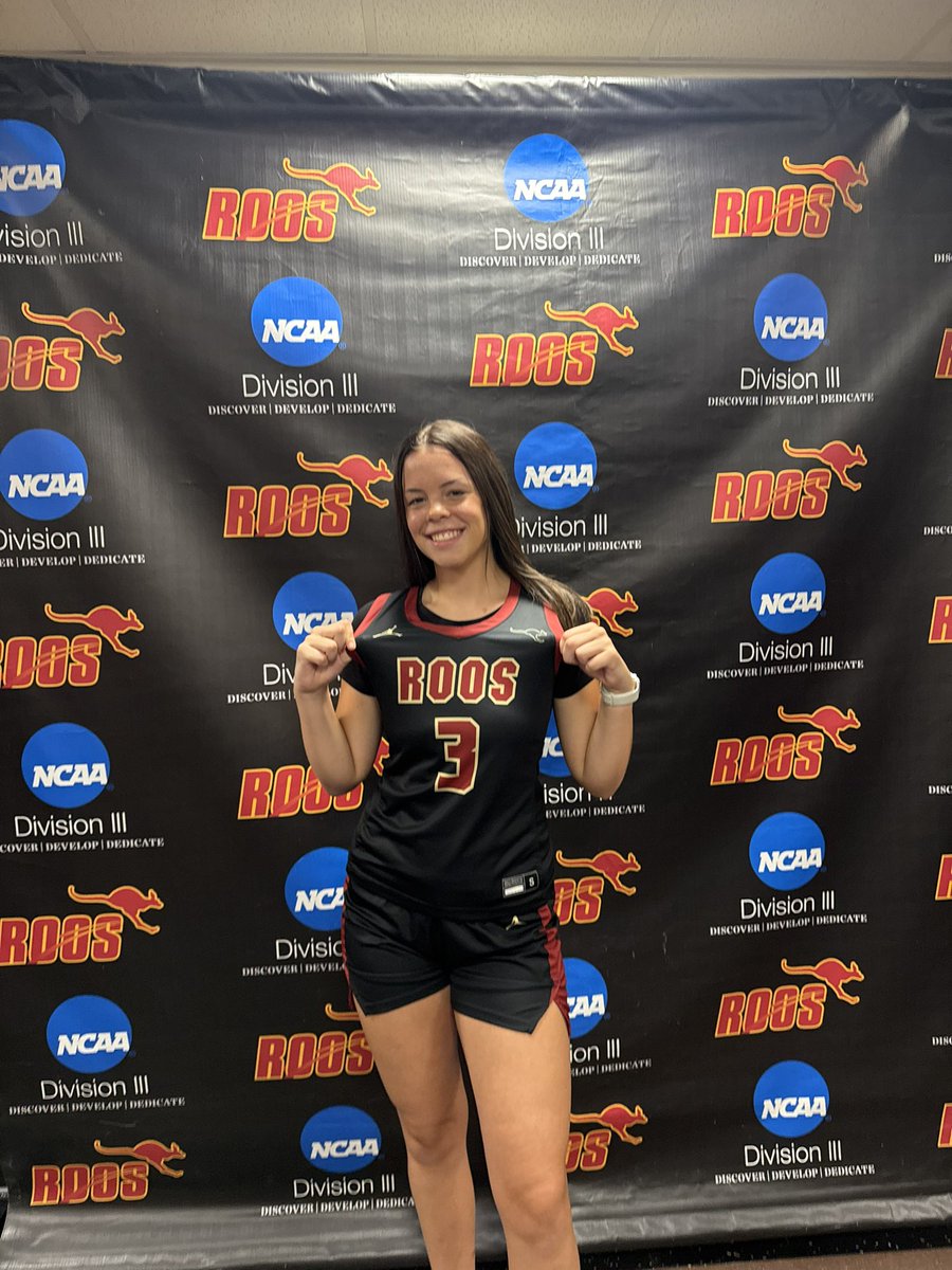avery_jespersen's tweet photo. Awesome visit at Austin College! Excited about the opportunities ahead!
Go @roos_hoops 🦘🦘 https://t.co/srsf3hd60y