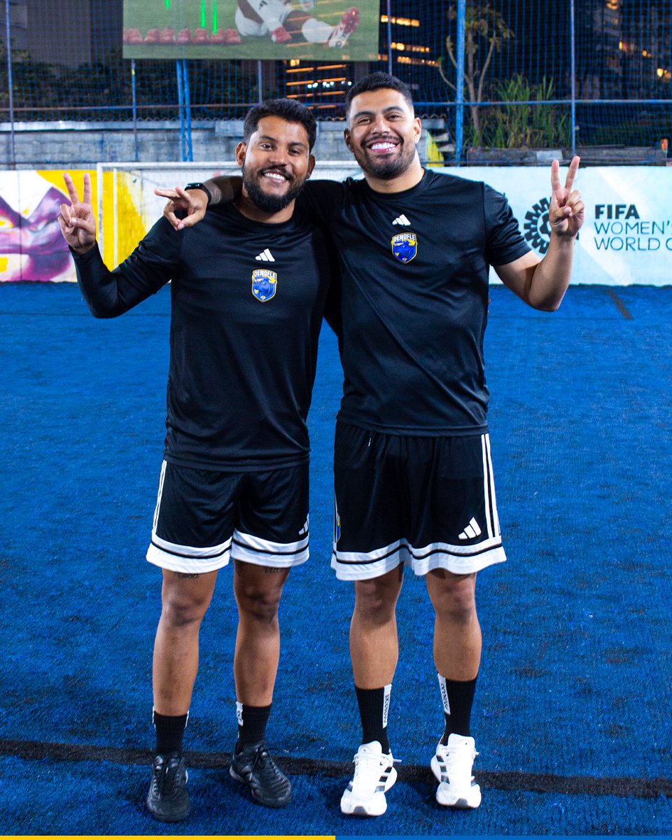 ATENÇÃO TORCIDA: VOLTAMOS! 🔥

Ontem tivemos a reapresentação da nossa equipe, a preparação para o 2º split da Kings League começou!

Estão ansiosos? 👀