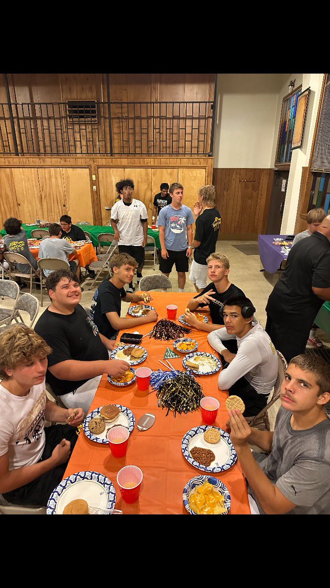 𝑷𝑹𝑶𝑺𝑷𝑬𝑪𝑻𝑶𝑹 𝑭𝑶𝑶𝑻𝑩𝑨𝑳𝑳 tweet media