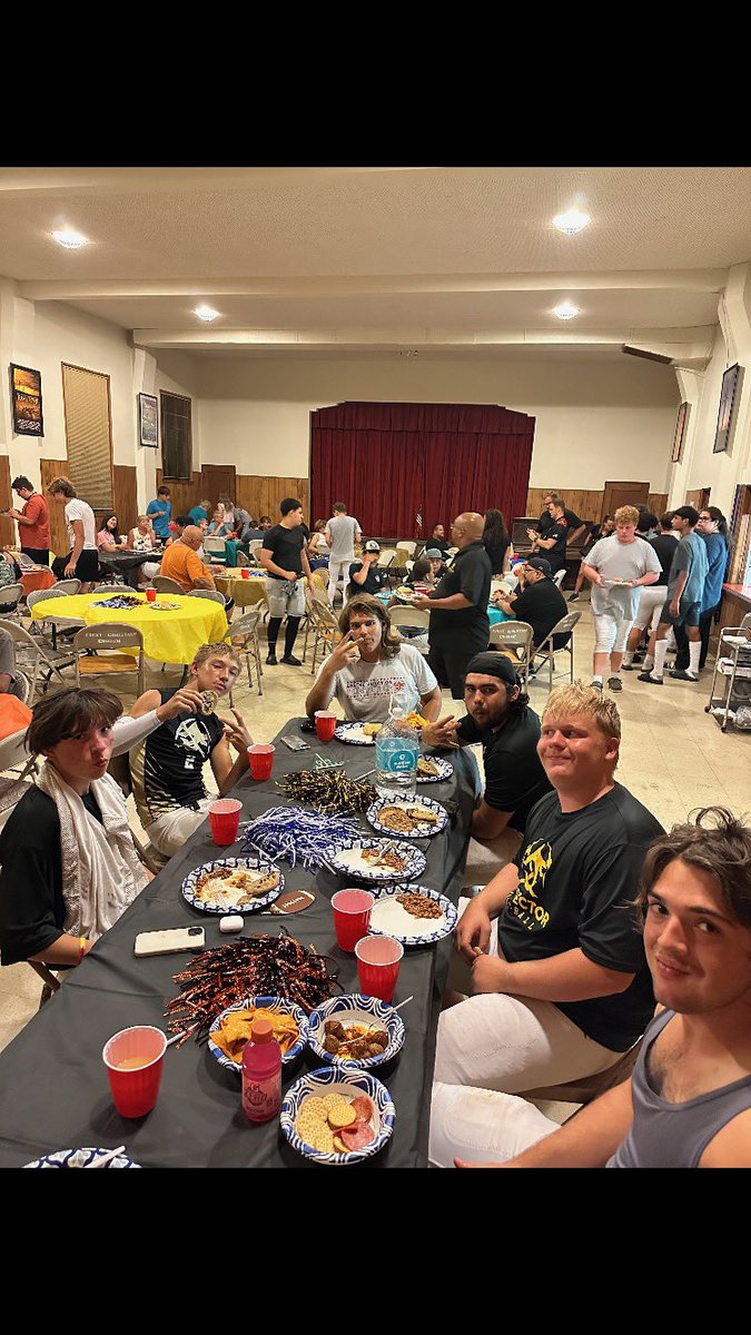 𝑷𝑹𝑶𝑺𝑷𝑬𝑪𝑻𝑶𝑹 𝑭𝑶𝑶𝑻𝑩𝑨𝑳𝑳 tweet media