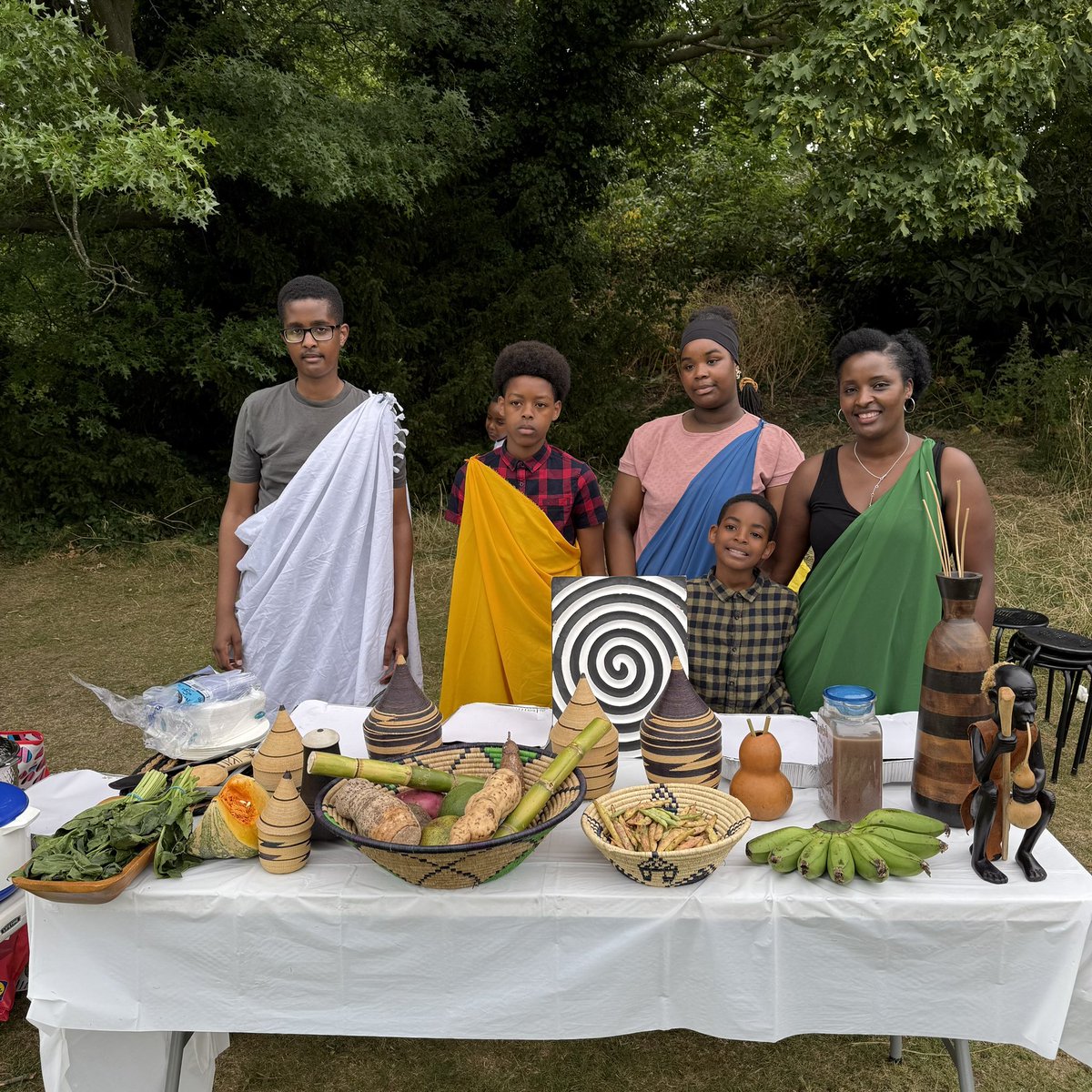 RwandaInUK's tweet photo. Today, we joyfully celebrated Umuganura! Rwandans and friends came together in unity at Regent’s Park in London.

HC @BusingyeJohns reminded us that Umuganura is more than tradition, it’s a celebration of gratitude, resilience, and togetherness.

#RwandaInUK 🇷🇼🇬🇧 https://t.co/Cds1weulJ8