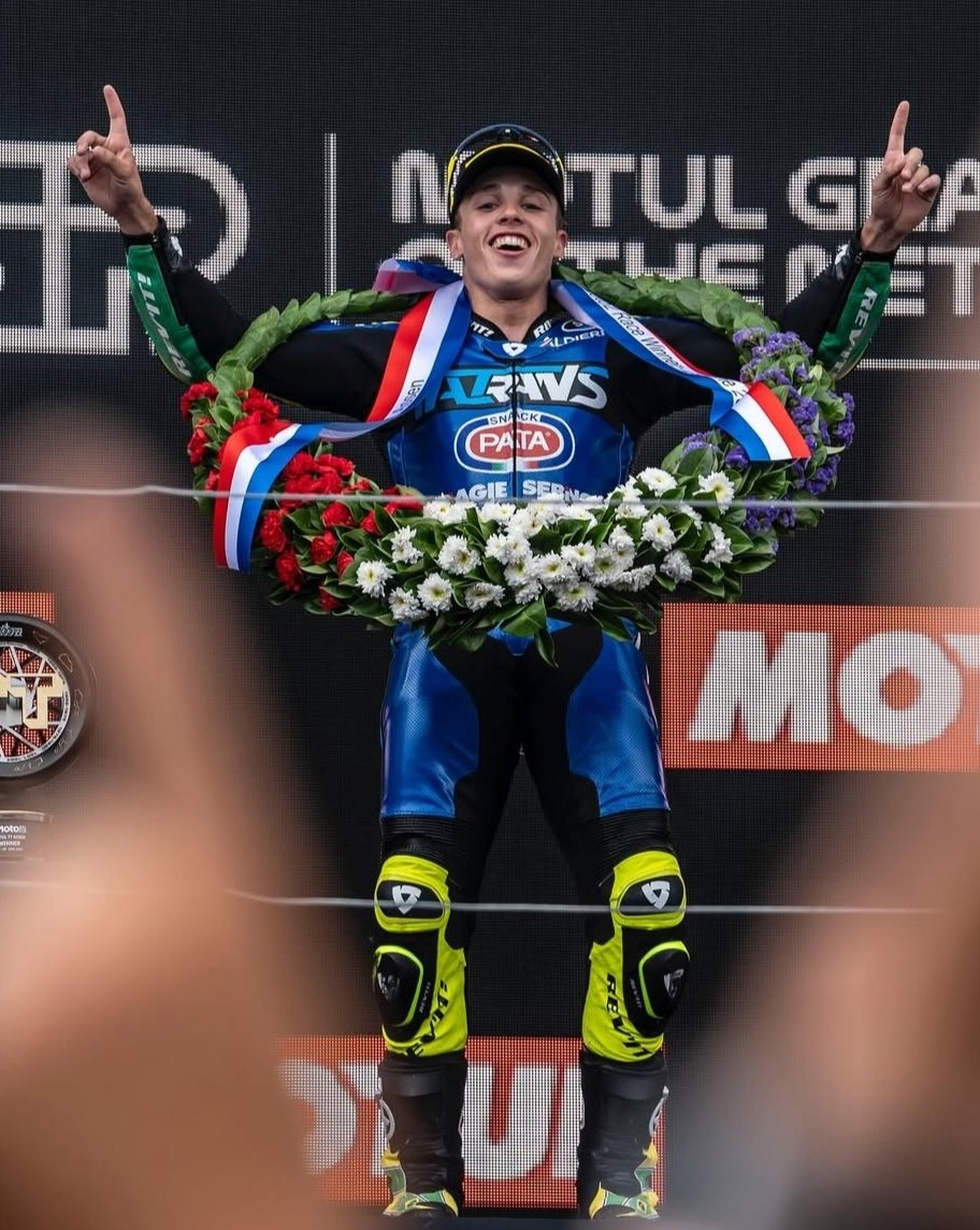 triolor's tweet photo. 🚨🧨 EXCL: Diogo Moreira to be a MotoGp rider in 2026! Decision made as Moreira will not stay one more year in Moto2. Now Moreira has to choose between Honda and Yamaha, up to the rider ⏳️

@SkySportMotoGP https://t.co/dYqI1UREvG
