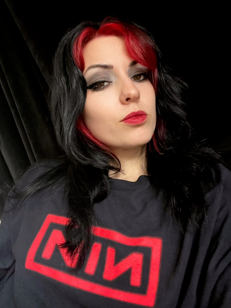 More than one client said there’s something about a session with Me that you can’t find anywhere else… 

That hit of dopamine ⚡️ is unforgettable