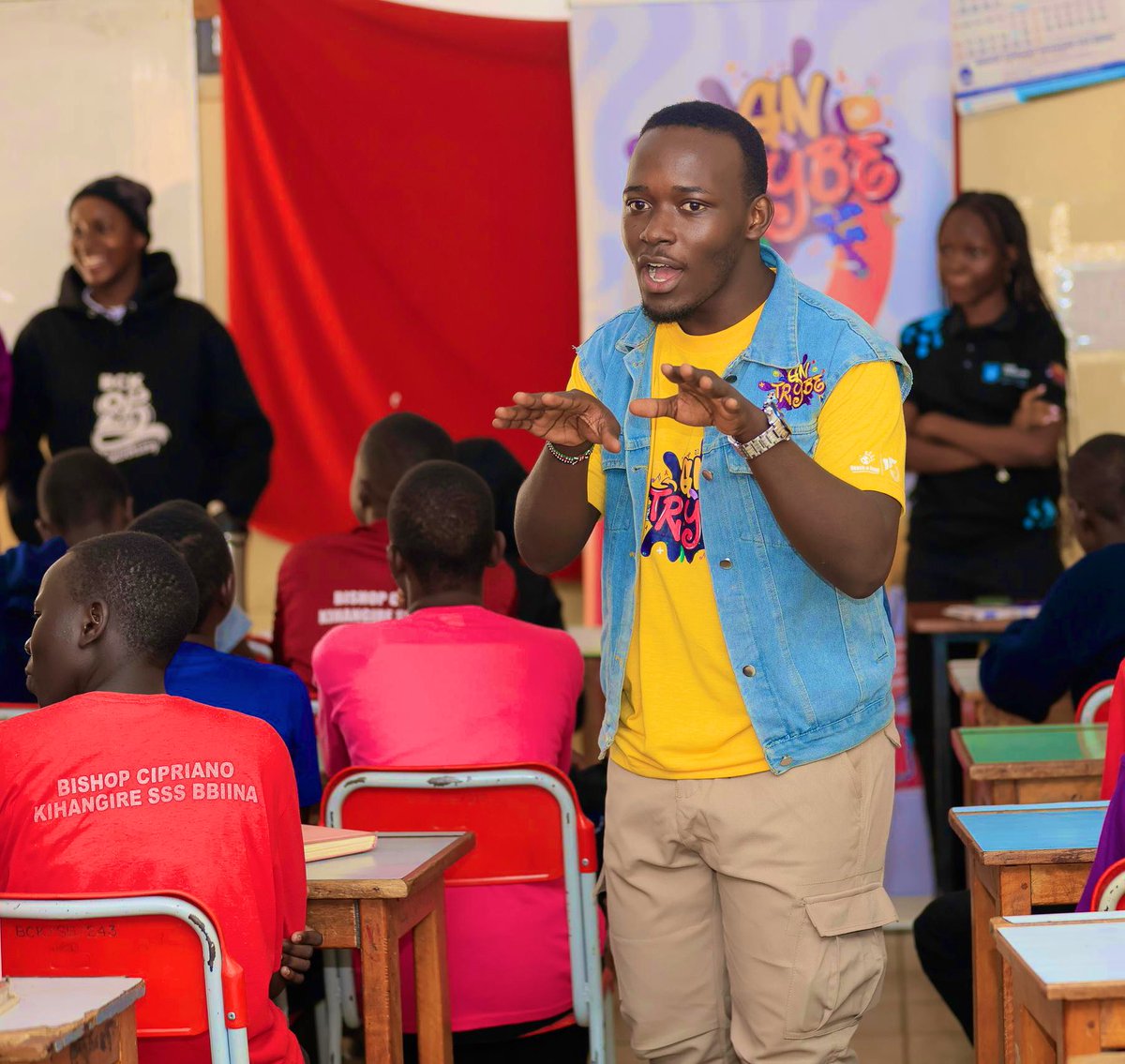 As we continue to spread the #GNTrybe movement, today at <a href="/BishopCipriano/">Bishop Cipriano Kihangire SSS</a> I had a great moment with the young people, &amp; one of our discussions was about anti-bullying. 

We can end the vice by speaking up when we see it, &amp; creating safe spaces in schools &amp; communities
#TobaBully