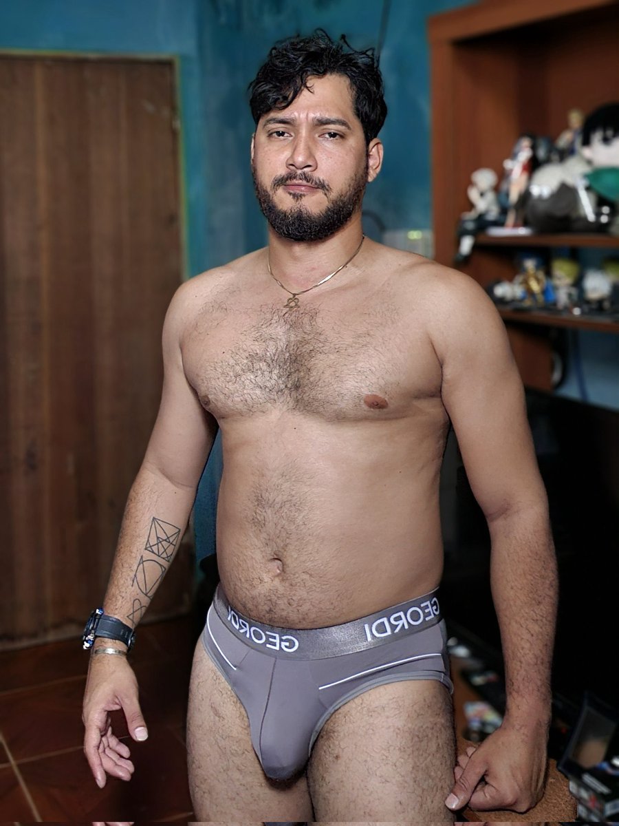 Men Undies Spotter tweet media