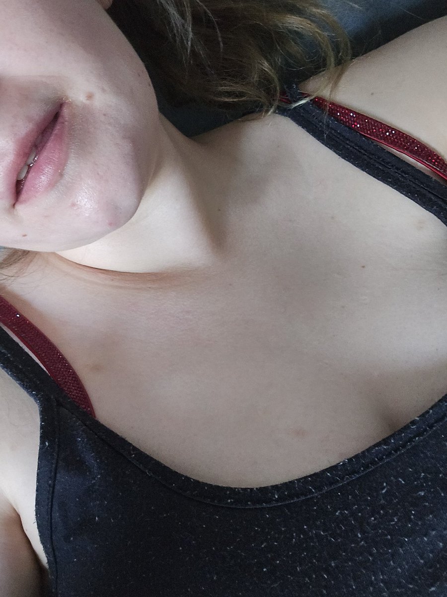 👀 Ein kleiner Vorgeschmack… aber das Beste siehst du nur hinter meiner Paywall 💕
✨ Exklusive Fotos &amp; Videos täglich
💌 Persönlicher Kontakt &amp; Wünsche möglich
👉onlyfans.com/u516578474
RT, wenn du neugierig bist 😈
#OnlyFans #SpicyContent
#Curvy #Teaser