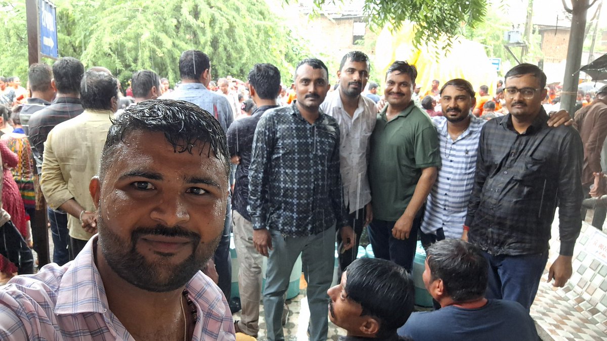 PANDYAVIPULKUM's tweet photo. https://t.co/aRPpVAlysG