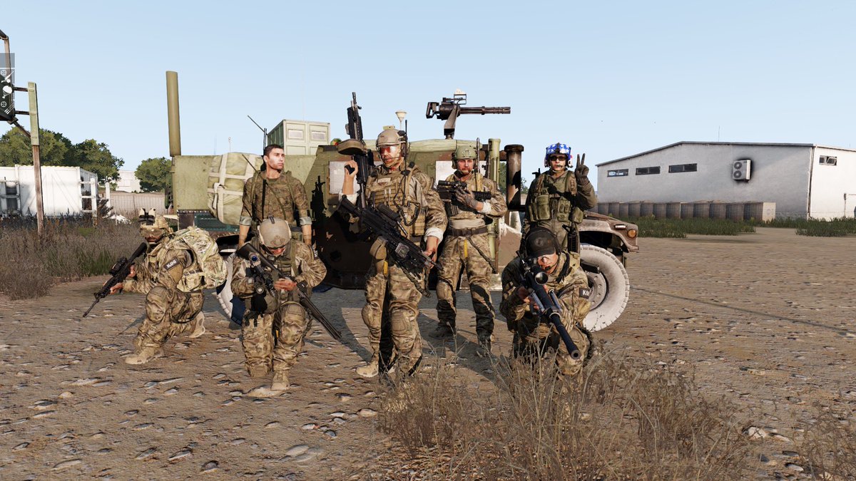 JPN_NEXT_SERVER's tweet photo. 土曜coopは米軍で捕虜の救出でした!
味方ヘリが撃墜されましたが
各歩兵が踏ん張り、無事クリアしました!
NEXTサーバーでは参加者を随時募集!
ご連絡をお待ちしております!
#NEXTserver #Arma3 https://t.co/SKeIyJAVNB