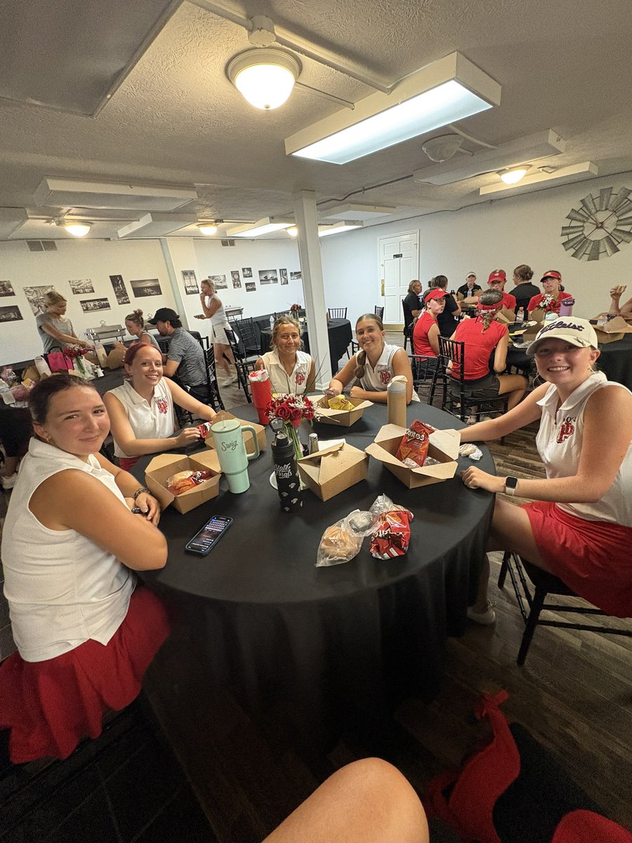 New_Pal_Golf's tweet photo. At the Lapel Invitational…playing, lightening/rain delay (and lunch), and now back to playing again. Dragons are hanging tough! #ImprovingEveryDay @NPHSDragons @VoelzJames @NewPalCS https://t.co/Qb34W693J0