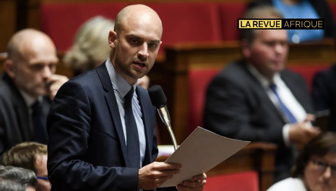La Revue Afrique (@larevueafrique) on Twitter photo 🇲🇱 🇫🇷 URGENT | La #France exige la « libération immédiate » du diplomate, Christian Bernard #Vézillier, arrêté au #Mali lui et plusieurs généraux maliens pour « tentative de Coup d’État ». 🇲🇱 🇫🇷 URGENT | La #France exige la « libération immédiate » du diplomate, Christian Bernard #Vézillier, arrêté au #Mali lui et plusieurs généraux maliens pour « tentative de Coup d’État ».
