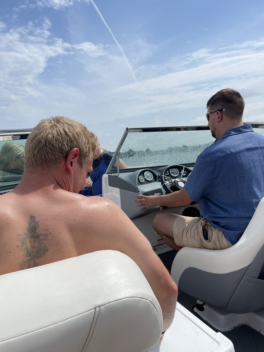 danyoungksou's tweet image. Okoboji and the Minnesota Vikings @Vikings #Saturday #Sohn