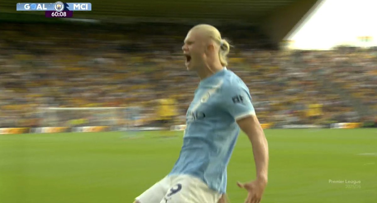 أفضل مهاجم في العالم يمثل فريقي!!!!! 💙💙💙💙