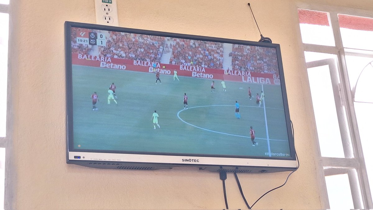 Veient el Barça a Cienfuegos (Cuba). ¡Hasta la victoria siempre! #frac1