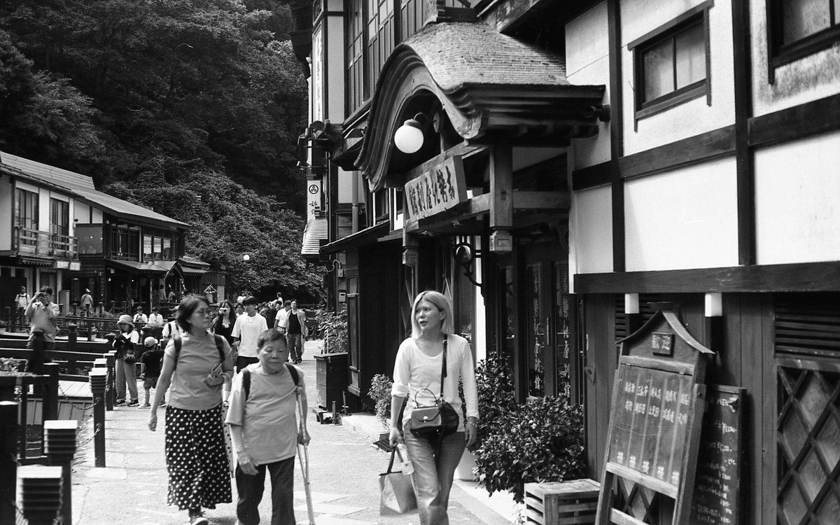 ChaprinYY's tweet photo. 山形 銀山温泉。。
#FED5c
#FED 1:3.5 50mm L39
#MARIX100 / SPD1:1 6分 https://t.co/WQzPUPP9vF