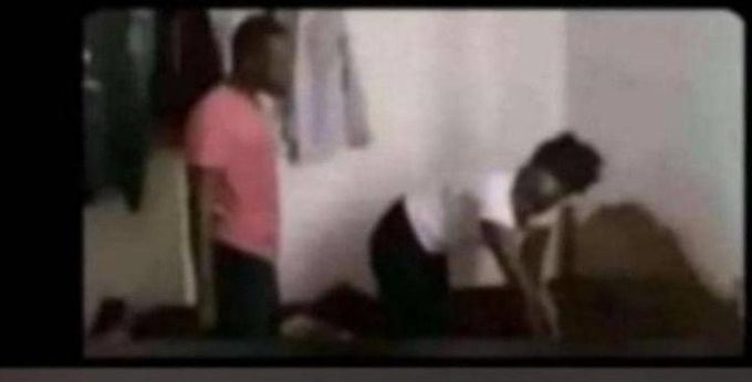When u ask a lady who doesn’t workout to arch her back for u 😹🥹