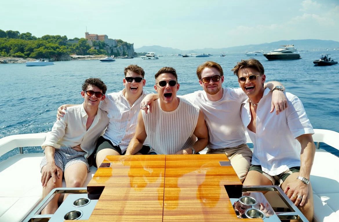 i missed them!!! 😭 finallyyy