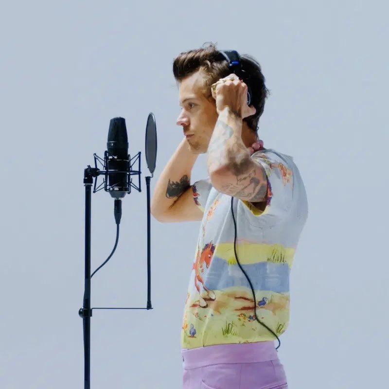 Harry Crave (@thehscrave) on Twitter photo 💿 | “Boyfriends” by <a href="/Harry_Styles/">Harry Styles.</a> is now the ONLY song in his discography below 200 MILLION streams on Spotify!
— It currently stands at 184,266,180 streams. 💿 | “Boyfriends” by <a href="/Harry_Styles/">Harry Styles.</a> is now the ONLY song in his discography below 200 MILLION streams on Spotify!
— It currently stands at 184,266,180 streams.
