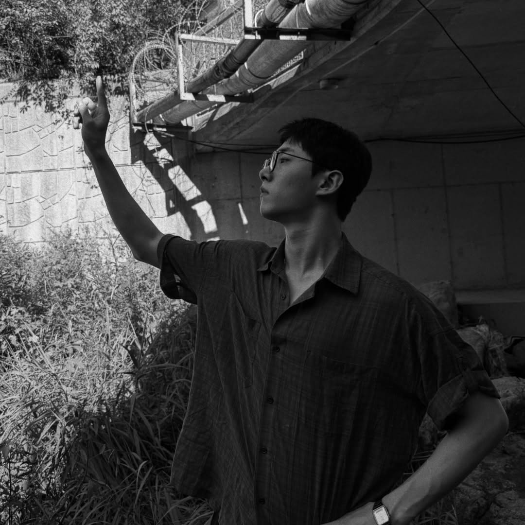 jihuxn's tweet photo. [#JIHUXSTAGRAM] 이렇게 하면 잠자리... 온다던데..
아는사람. https://t.co/lcZCJKYYcF