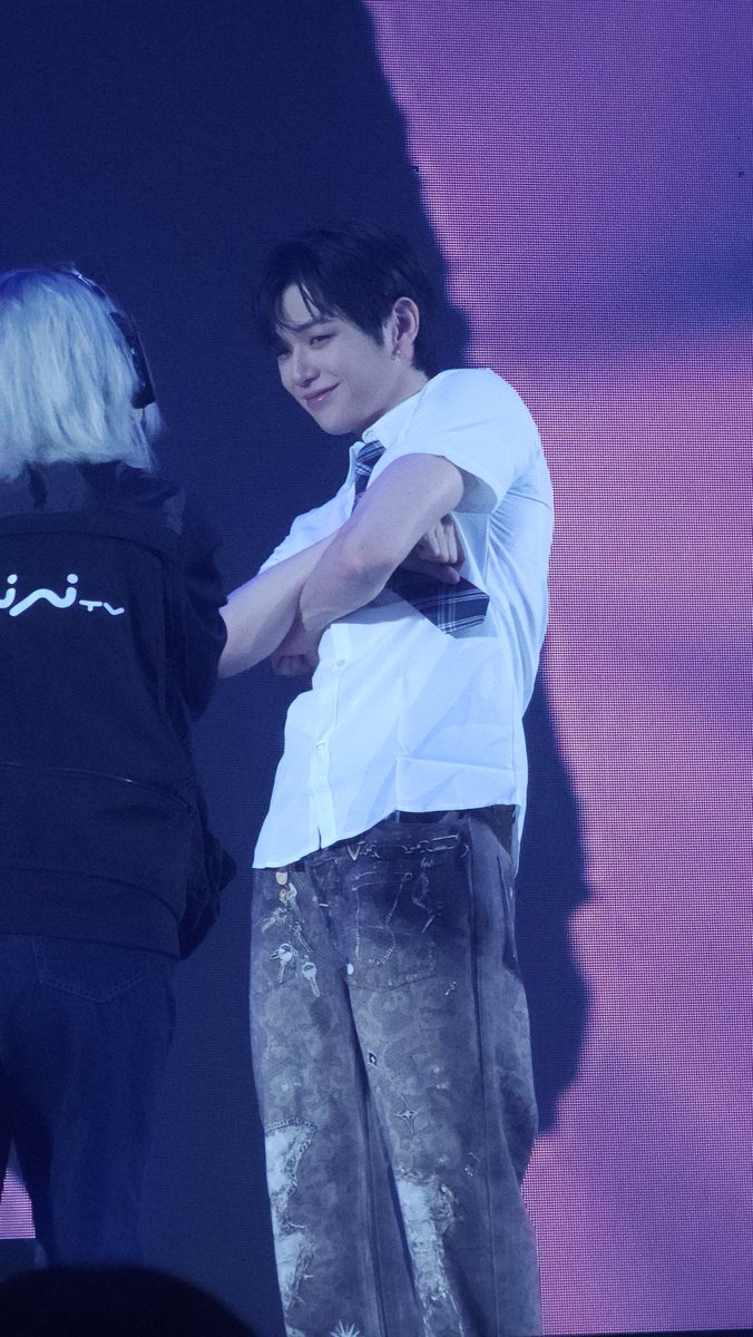 AmizaSherry's tweet image. Even after 8 years...
I see not much difference!!
Kang Daniel 🥰🥰

             2017                       2025